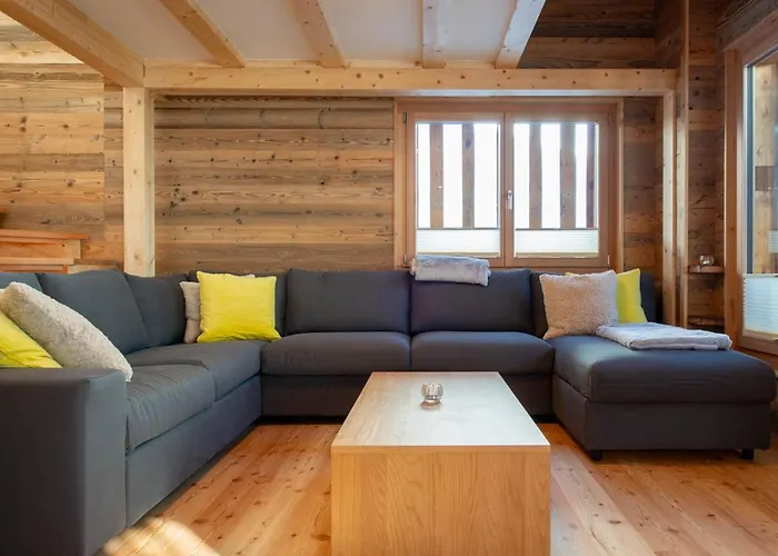 Stadel Alpenstern Mit Wellnessbereich Dağ evi Goms